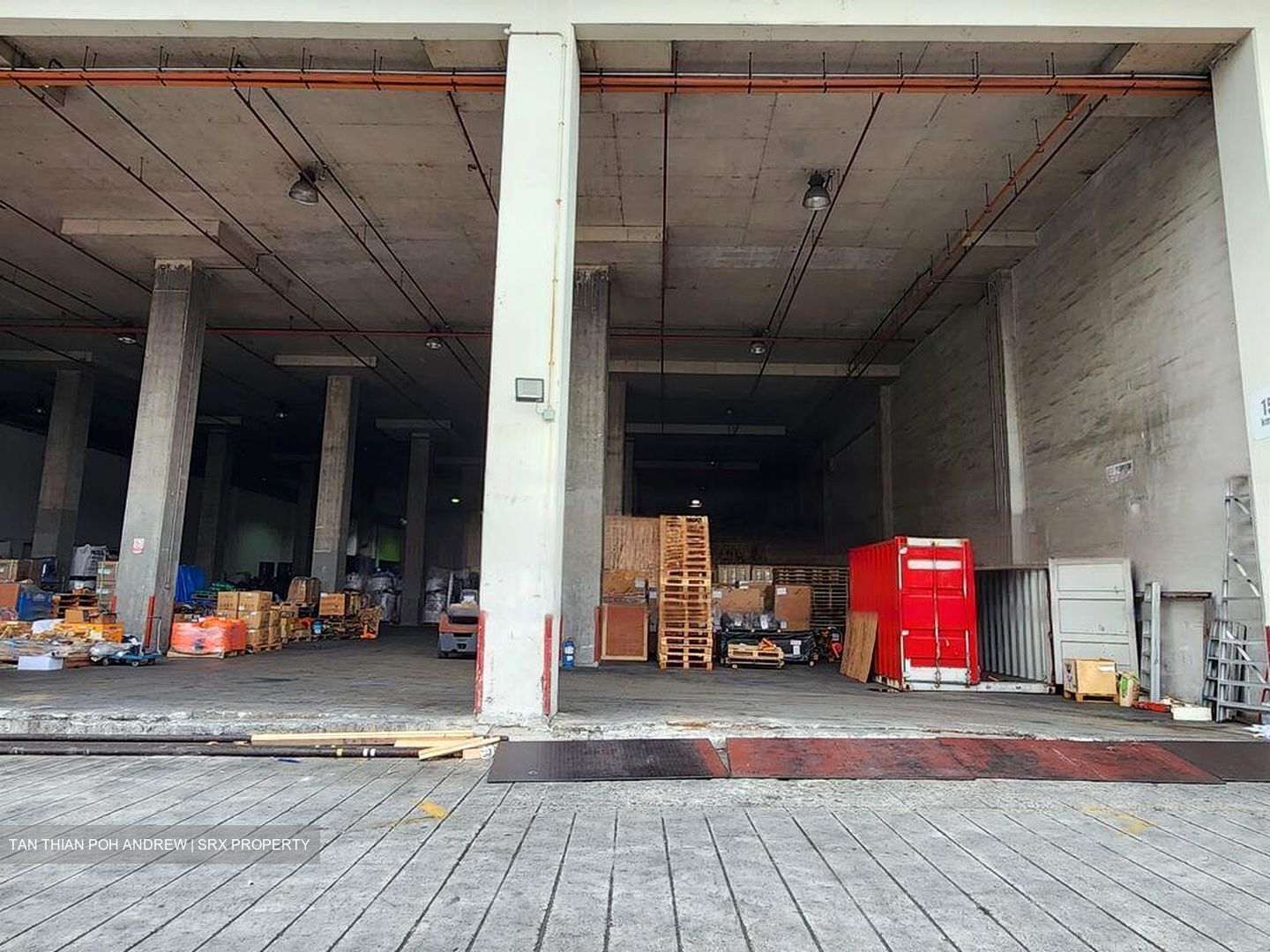 Tuas Avenue 13 (D22), Warehouse #483777921